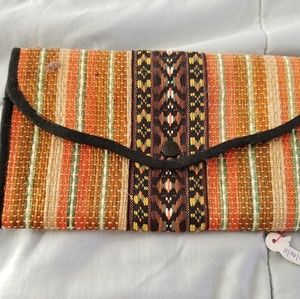 Weaved clutch/wallet